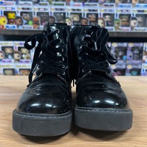 Sophie Taylor size 3M black, side zip combat boot